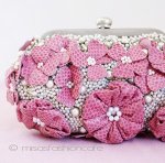 SANTI サンティ クラッチ 　お花パールパヴェ