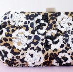 ＳＡＮＴＩサンティ クラッチ 　レオパードｘ白花