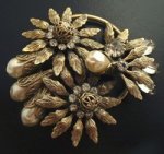 アンティーク　ブローチ