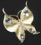 クラウントリファリ Trifari 蝶　ブローチ