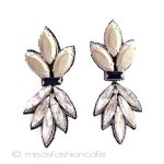 ＳＰＡＲＫＬ　ドロップ ピアス・イヤリング