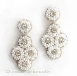 ＳＰＡＲＫＬ　ピアス ミルク・フローラル