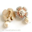 （画像用） ＳＰＡＲＫＬ　ベージュパール花 イヤリングまたはピアス