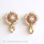 ＳＰＡＲＫＬ　ベージュパール花