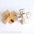 （画像用） ＳＰＡＲＫＬ　十字架・クロス イヤリングまたはピアス