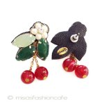 ＳＰＡＲＫＬ　チェリー ピアスまたはイヤリング