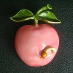 Original By Robert アップル　ブローチ