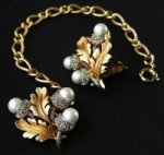 クラウンTrifari　ブローチ