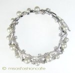 クラウントリファリ Trifari ヒイラギ