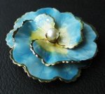 Original By Robert　ブローチ