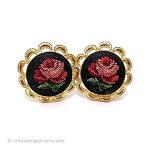 ヴィンテージアクセサリー プチポアン刺繍バラの花