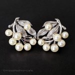 Trifari　 トリファリ パール花イヤリング