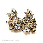 Robert花イヤリング パール&クリスタル