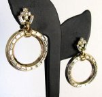 Trifari　 トリファリ フープ　イヤリング