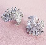 クラウンTrifari イヤリング