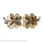 Ｔｒｉｆａｒｉ　 トリファリ クローバー四つ葉イヤリング