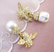 （画像用） 蜂バロックパール イヤリング