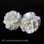 本象牙アイボリー ローズイヤリング