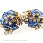 Robert 花イヤリング