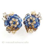 Robert 花イヤリング