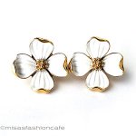 Trifari　 トリファリ ハナミズキ　イヤリング