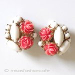 レトロお花イヤリング