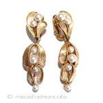 Trifari　 トリファリ 宿り木　イヤリング