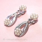 Ｔｒｉｆａｒｉ　 トリファリ パールの花イヤリング