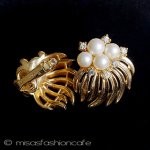 Trifari　 トリファリ パールの花イヤリング