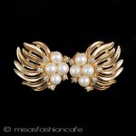 Trifari　 トリファリ パールの花イヤリング