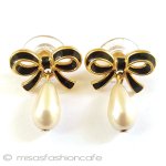 Trifari　 トリファリ パールりぼんピアス