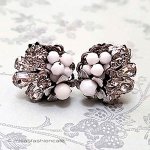 Haskell　デザイナー Eugene花イヤリング