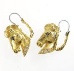 Trifariトリファリ　ピアス