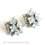 ＳＡＮＤＯＲ　イヤリング ブルーのお花ブーケ