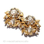 Ｒｏｂｅｒｔ　イヤリング バロックパールの花