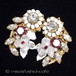 Ｒｏｂｅｒｔ　イヤリング RSミルクガラスの花