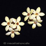 Original By Robert 花ブーケ　イヤリング