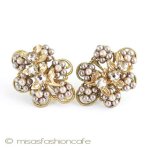 ヴィンテージイヤリング ベージュパールのお花