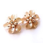 ビンテージイヤリング ピンクパールのお花