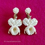 ヴィンテージイヤリング セルロイド　蘭の花