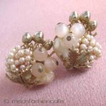 パールさくらんぼイヤリング