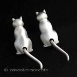 猫ねこ　ピアス