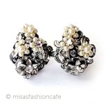 Robert　花イヤリング パール＆クリスタル