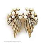 Trifari　 トリファリ パールの花イヤリング