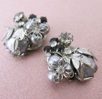 パールRS花イヤリング