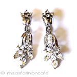 Trifari　 トリファリ クリスタルイヤリング