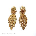 Trifari　 トリファリ 揺れる金葉 ピアス