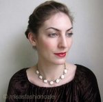 Trifari　 トリファリ ガラスの花ネックレス