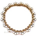 Trifari ネックレス ミルクガラスの花 Trifari ネックレス ミルクガラスの花