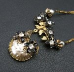 Haskell・Robert調 お花ネックレス